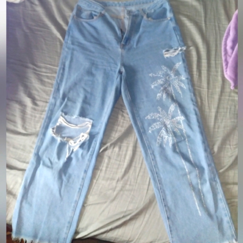 LARGE HIGH-WAISTED  FLAIR PANTS. WITH PALM TREE JULES